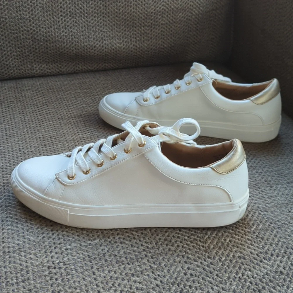 White Lace-Up LOFT Sneakers with Champagne Accents, Sz 9 - Picture 6 of 7